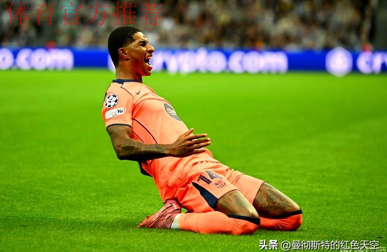 巴萨瞄准多特蒙德右后卫赖尔森:转会市场的新动向 巴萨瞄准多特蒙德右后卫赖尔森:转会市场的新动向